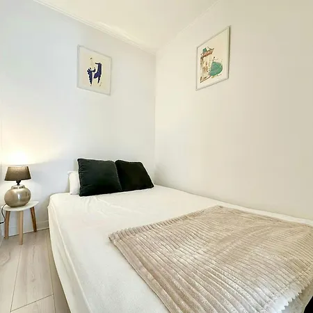 Apartment 2 Pieces Centre Proche Palais *
